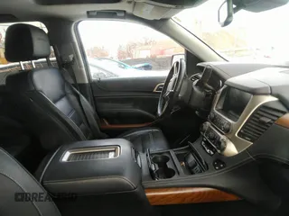2020 GMC Yukon Denali with VIN 1GKS2CKJ6LR138351, listed as a IAAI auction lot 41316462 with 107,489 mi miles. Bid and sale history available at carsss.com. Image 5.