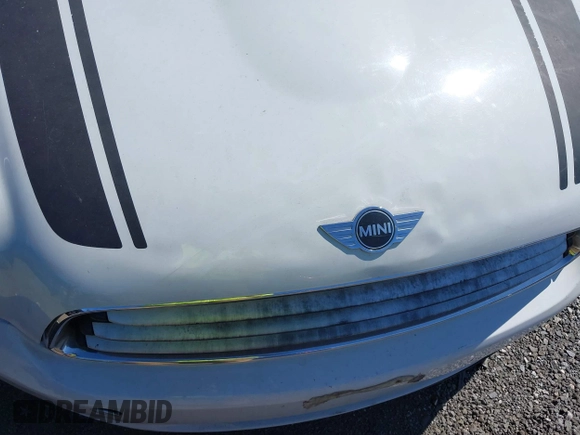 2012 MINI Countryman with VIN WMWZB3C50CWM03775, listed as a IAAI auction lot 41876928 with 151,366 mi miles and . Bid and sale history available at DreamBid. Image 12.