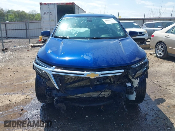 2022 Chevrolet Equinox LT with VIN 3GNAXKEV2NL131190, listed as a IAAI auction lot 42022699 with 41,197 mi miles. Bid and sale history available at carsss.com. Image 13.