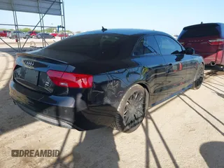 2016 Audi A5 Premium Plus z VIN WAUM2AFR1GA057428, wystawiony jako IAAI lot #41908949 z przebiegiem 103 478 mil mil oraz . Historia ofert i sprzedaży dostępna na DreamBid. Obrazek 4.
