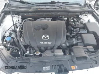 2014 Mazda 3 i Grand Touring with VIN JM1BM1W72E1122173, listed as a IAAI auction lot 41922628 with 118,772 mi miles and . Bid and sale history available at carsss.com. Image 10.