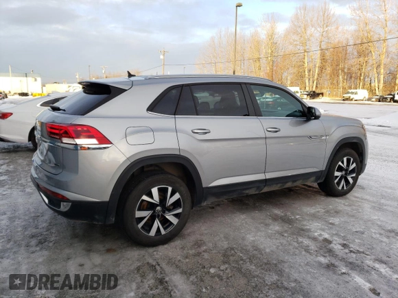 2021 Volkswagen Atlas SE with VIN 1V2LC2CA8MC240386, listed as a Copart auction lot 79628244 with 32,747 mi miles and Clean title. Bid and sale history available at DreamBid. Image 3.