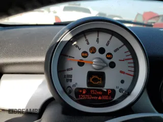 2007 MINI Hardtop z VIN WMWMF33557TL77261, wystawiony jako Copart lot #52651125 z przebiegiem 129 752 mil mil oraz Szkoda całkowita • Salvage title. Historia ofert i sprzedaży dostępna na DreamBid. Obrazek 9.