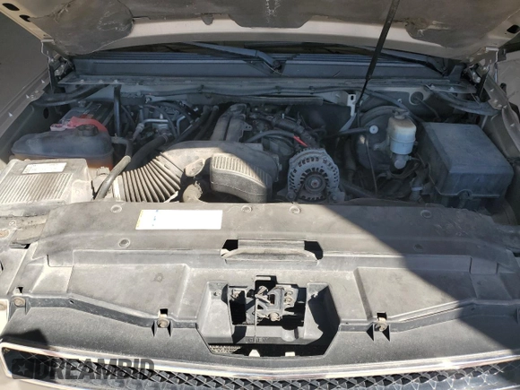 2009 Chevrolet Suburban 2LT с VIN 1GNFK26399J118063, выставлен на аукционе Copart как лот 47014765 с пробегом 239 209 миль миль и Списание • Salvage title. История ставок и продаж доступна на DreamBid. Изображение 12.