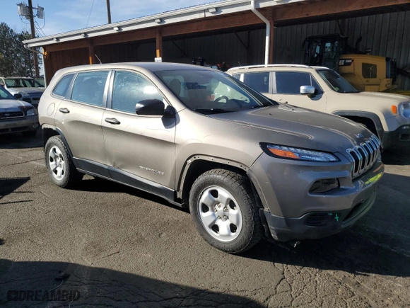 2016 Jeep Cherokee Sport with VIN 1C4PJMAS7GW267761, listed as a Copart auction lot 47536505 with 66,867 mi miles and Salvage Title. Bid and sale history available at carsss.com. Image 4.