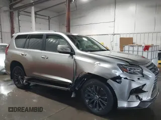 2021 Lexus GX 460 Premium z VIN JTJAM7BX5M5282671, wystawiony jako IAAI lot #41363386 z przebiegiem 45 542 mil mil oraz . Historia ofert i sprzedaży dostępna na DreamBid. Obrazek 14.