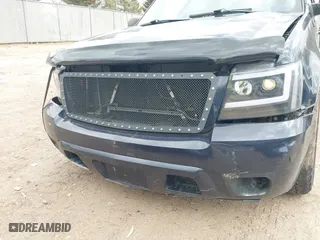 2008 Chevrolet Avalanche LTZ with VIN 3GNFK12348G263981, listed as a IAAI auction lot 41969035 with 246,182 mi miles. Bid and sale history available at carsss.com. Image 13.