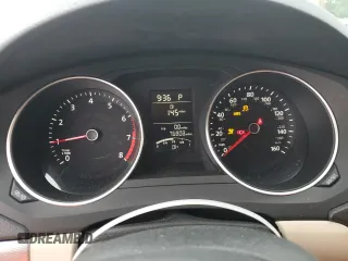 2015 Volkswagen Jetta SE с VIN 3VWD17AJ7FM283448, выставлен на аукционе Copart как лот 60910955 с пробегом 76 808 миль миль и Списание • Salvage title. История ставок и продаж доступна на DreamBid. Изображение 9.