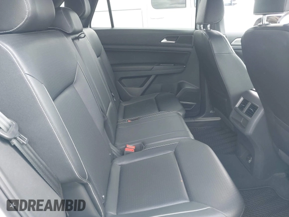 2020 Volkswagen Atlas SE with VIN 1V23C2CA1LC201332, listed as a IAAI auction lot 42372103 with 81,424 mi miles and . Bid and sale history available at DreamBid. Image 8.
