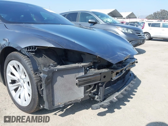 2019 Tesla Model S 75D with VIN 5YJSA1E25KF304371, listed as a IAAI auction lot 42349856 with 64,788 mi miles and . Bid and sale history available at DreamBid. Image 6.