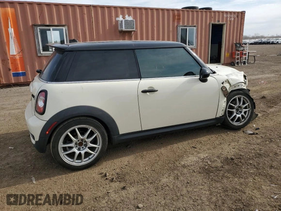 2013 MINI Hardtop S with VIN WMWSV3C54DT478670, listed as a Copart auction lot 52710445 with 58,974 mi miles and Salvage title. Bid and sale history available at DreamBid. Image 3.