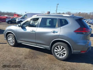 2018 Nissan Rogue SV with VIN KNMAT2MV5JP500550, listed as a IAAI auction lot 41705570 with 93,495 mi miles. Bid and sale history available at carsss.com. Image 6.