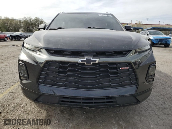 2021 Chevrolet Blazer RS z VIN 3GNKBERSXMS581453, wystawiony jako Copart lot #52261965 z przebiegiem 74 137 mil mil oraz Szkoda całkowita • Salvage title. Historia ofert i sprzedaży dostępna na DreamBid. Obrazek 5.