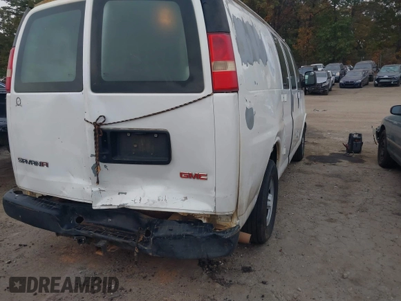 2007 Chevrolet City Express Cargo z VIN 1GCFG15ZX71236419, wystawiony jako IAAI lot #40734333 z przebiegiem 234 948 mil mil oraz . Historia ofert i sprzedaży dostępna na DreamBid. Obrazek 6.