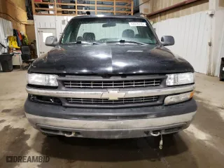 2000 Chevrolet Silverado 1500 with VIN 1GCEK14W8YZ249285, listed as a Copart auction lot 43578745 with 0 mi miles and Salvage Title. Bid and sale history available at carsss.com. Image 5.