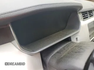 2016 Land Rover Range Rover HSE с VIN SALGS2PF6GA285363, выставлен на аукционе Copart как лот 52613175 с пробегом Не указан миль и Списание • Salvage title. История ставок и продаж доступна на DreamBid. Изображение 9.