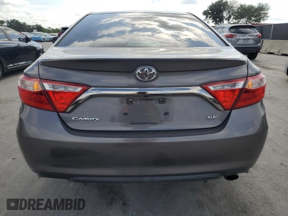 2015 Toyota Camry XLE with VIN 4T1BF1FK3FU097519, listed as a Copart auction lot 52856185 with 195,210 mi miles and Clean Title. Bid and sale history available at carsss.com. Image 6.