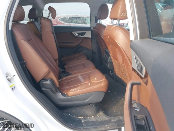 2018 Audi Q7 Premium Plus with VIN WA1LHAF77JD004096, listed as a IAAI auction lot 41376622 with 92,615 mi miles. Bid and sale history available at carsss.com. Image 8.