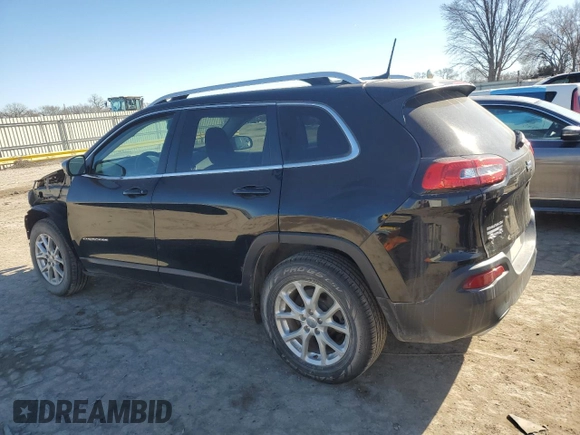 2017 Jeep Cherokee Latitude with VIN 1C4PJMCS0HW546838, listed as a Copart auction lot 89305395 with 57,581 mi miles and Salvage Title. Bid and sale history available at DreamBid. Image 2.
