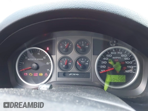 2005 Ford F-150 XLT с VIN 1FTPX04535KD01051, выставлен на аукционе IAAI как лот 41479977 с пробегом 190 420 миль миль и . История ставок и продаж доступна на DreamBid. Изображение 7.