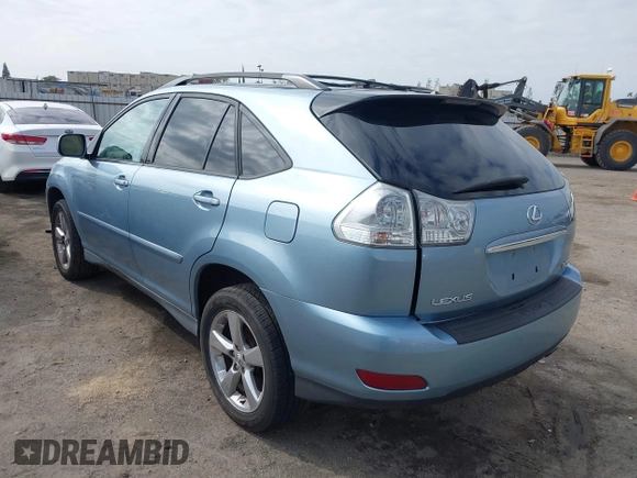 2005 Lexus RX 330 with VIN 2T2HA31U85C063620, listed as a IAAI auction lot 42023384 with 180,202 mi miles. Bid and sale history available at carsss.com. Image 3.