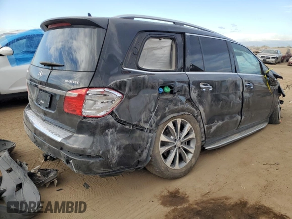 2015 Mercedes-Benz GL-Class GL 350 BlueTEC with VIN 4JGDF2EEXFA607084, listed as a Copart auction lot 43999855 with 0 mi miles and Salvage Title. Bid and sale history available at carsss.com. Image 3.