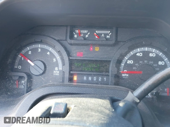 2014 Ford Econoline Cargo Commercial with VIN 1FTSE3ELXEDA59653, listed as a IAAI auction lot 41117376 with 288,008 mi miles. Bid and sale history available at carsss.com. Image 7.