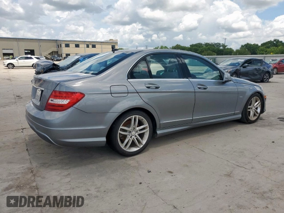2012 Mercedes-Benz C 250 Sport с VIN WDDGF4HB1CR196188, выставлен на аукционе Copart как лот 62579975 с пробегом Не указан миль и Чистый • Clean title. История ставок и продаж доступна на DreamBid. Изображение 3.