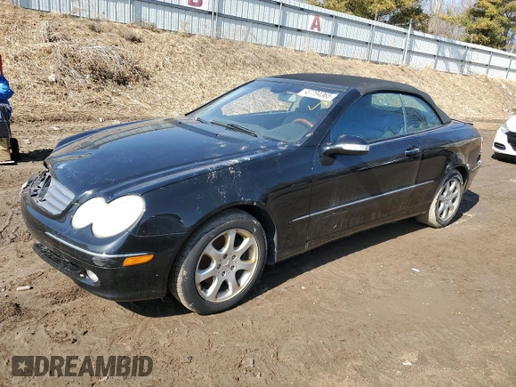 2004 Mercedes-Benz CLK 320 z VIN WDBTK65G84T026722, wystawiony jako Copart lot #47794365 z przebiegiem 115 359 mil mil oraz Tytuł czysty. Historia ofert i sprzedaży dostępna na DreamBid. Obrazek 1.