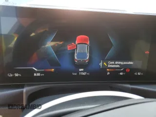 2024 BMW i4 eDrive35 z VIN WBY43AW07RFS38250, wystawiony jako Copart lot #52638435 z przebiegiem 11 567 mil mil oraz Szkody całkowita. Historia ofert i sprzedaży dostępna na DreamBid. Obrazek 9.