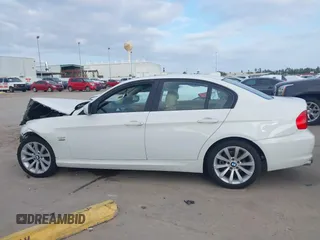 2011 BMW 3 Series 328i xDrive with VIN WBAPK7C50BA970837, listed as a IAAI auction lot 41224747 with 152,125 mi miles. Bid and sale history available at carsss.com. Image 15.