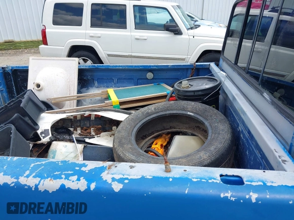 1992 Ford F-150 с VIN 1FTDF15N8NNA04687, выставлен на аукционе IAAI как лот 42452344 с пробегом Не указан миль и . История ставок и продаж доступна на DreamBid. Изображение 8.