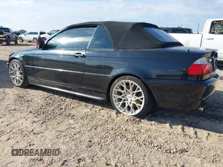2006 BMW 3 Series 330Ci with VIN WBABW53406PZ40606, listed as a IAAI auction lot 40959694 with 175,030 mi miles. Bid and sale history available at carsss.com. Image 3.