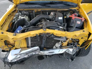 2004 GMC Canyon 1SB SLE Z85 with VIN 1GTDT136548115022, listed as a Copart auction lot 83225684 with 164,633 mi miles and Salvage Title. Bid and sale history available at carsss.com. Image 11.