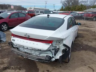 2021 Hyundai Elantra SE with VIN 5NPLL4AG7MH037868, listed as a IAAI auction lot 41689681 with 43,043 mi miles. Bid and sale history available at carsss.com. Image 4.
