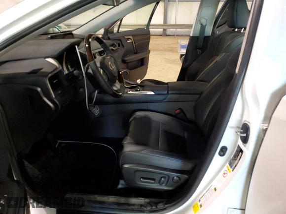 2018 Lexus RX with VIN 2T2BZMCA1JC135436, listed as a Copart auction lot 39688683 with 31,323 mi miles. Bid and sale history available at carsss.com. Image 7.