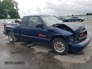 2003 GMC Sonoma SLS with VIN 1GTCS19X038195293, listed as a Copart auction lot 65954784 with 158,589 mi miles and Salvage Title. Bid and sale history available at carsss.com. Image 4.