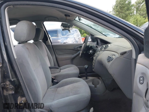2000 Ford Focus SE with VIN 1FAFP3431YW182169, listed as a IAAI auction lot 42539335 with Not provided miles and . Bid and sale history available at DreamBid. Image 5.