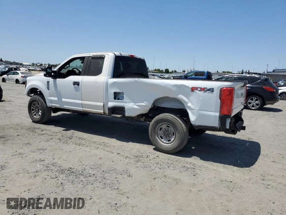 2017 Ford F-250 XLT with VIN 1FT7X2B63HEB19120, listed as a Copart auction lot 62352925 with Not provided miles and Salvage title. Bid and sale history available at DreamBid. Image 2.
