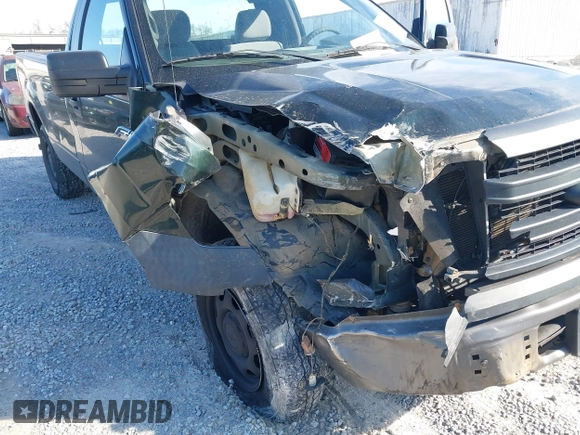 2013 Ford F-150 XL with VIN 1FTMF1EM8DKD31579, listed as a IAAI auction lot 41412416 with 147,500 mi miles. Bid and sale history available at carsss.com. Image 6.