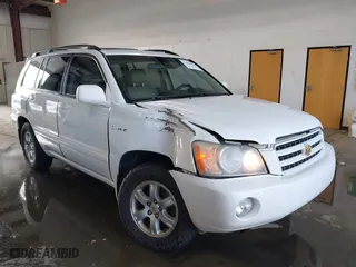 2001 Toyota Highlander with VIN JTEGF21AX10022116, listed as a IAAI auction lot 41604066 with 119,033 mi miles. Bid and sale history available at carsss.com. Image 1.