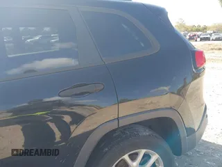 2017 Jeep Cherokee Altitude с VIN 1C4PJLAB5HW559579, выставлен на аукционе IAAI как лот 41767837 с пробегом 182 873 миль миль и . История ставок и продаж доступна на DreamBid. Изображение 21.