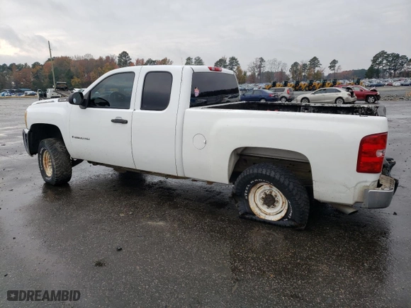 2008 Chevrolet Silverado 2500HD Work Truck with VIN 1GCHC29K98E181172, listed as a Copart auction lot 82171664 with 296,563 mi miles and Salvage Title. Bid and sale history available at carsss.com. Image 2.