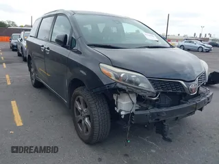 2018 Toyota Sienna SE with VIN 5TDXZ3DC0JS939237, listed as a IAAI auction lot 42249086 with 79,210 mi miles and . Bid and sale history available at DreamBid. Image 1.