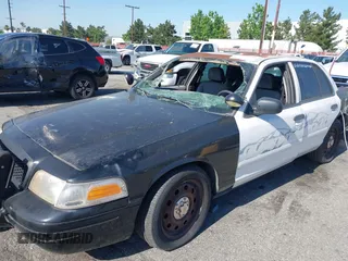 2008 Ford Police Interceptor z VIN 2FAFP71V18X150470, wystawiony jako IAAI lot #42301553 z przebiegiem 82 116 mil mil oraz . Historia ofert i sprzedaży dostępna na DreamBid. Obrazek 6.