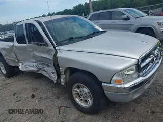 2000 Dodge Dakota with VIN 1B7GL22X0YS637370, listed as a IAAI auction lot 42591394 with 193,705 mi miles and . Bid and sale history available at DreamBid. Image 1.
