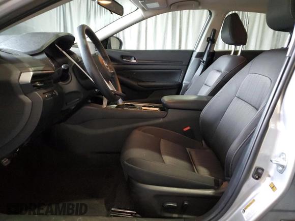 2024 Nissan Altima SV with VIN 1N4BL4DV6RN391075, listed as a Copart auction lot 62536375 with 31,190 mi miles and Clean title. Bid and sale history available at DreamBid. Image 7.