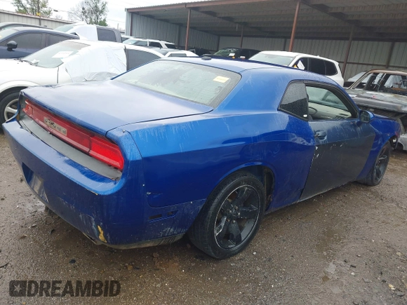 2012 Dodge Challenger SXT Plus with VIN 2C3CDYAG1CH293164, listed as a IAAI auction lot 41936125 with 205,787 mi miles. Bid and sale history available at carsss.com. Image 4.