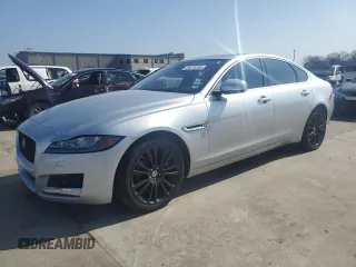 2019 Jaguar XF 25t Premium with VIN SAJBJ4FX2KCY77996, listed as a Copart auction lot 44278765 with 107,889 mi miles and Salvage Title. Bid and sale history available at carsss.com. Image 1.