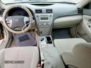 2010 Toyota Camry z VIN 4T1BF3EK4AU112728, wystawiony jako Copart lot #54740835 z przebiegiem 133 340 mil mil oraz Szkoda całkowita • Salvage title. Historia ofert i sprzedaży dostępna na DreamBid. Obrazek 8.